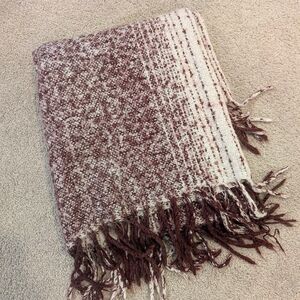 Cozy Brown and Cream Knit Throw Blanket